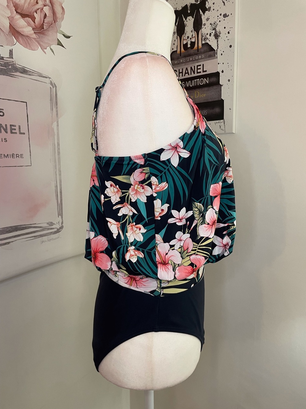 Lunabelle Swimsuit Blouson Top & Side Tie Navy Blue with Tropical Flowers Size L - Picture 6 of 14
